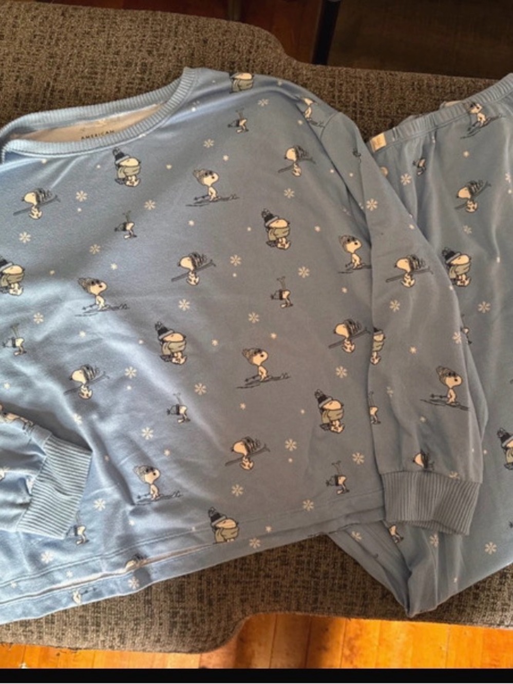 American Eagle Outfitters Blue Snoopy Holiday Lounge Pajama Set XL Ski Winter